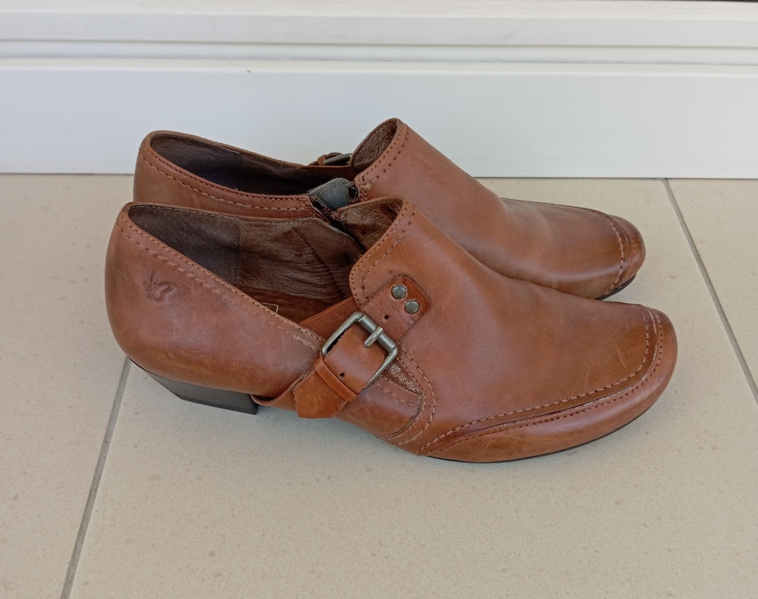 Jasnobrązowe skórzane buty Caprice, rozmiar 4,5 (37,5)
