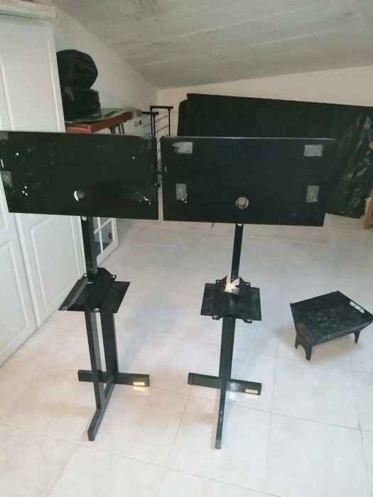 Suportes colunas de TV e som