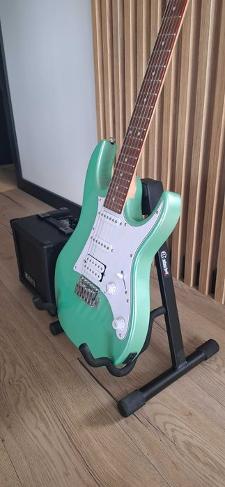 Ibanez Gio GRX40-MGN + Joyo DC15 + Stojak