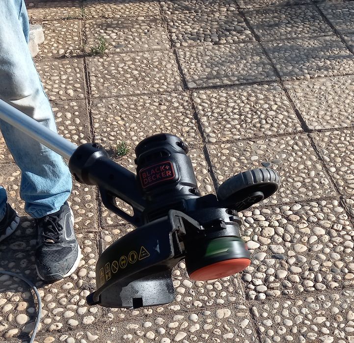 Aparador de relva black decker