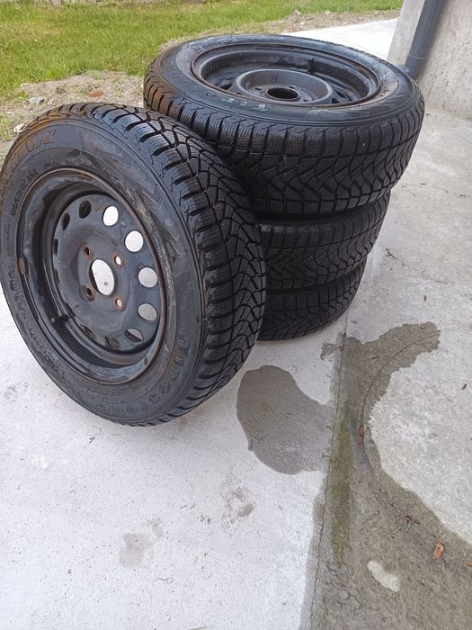 Komplet opon zimowych firestone 175/65R13 z felgami