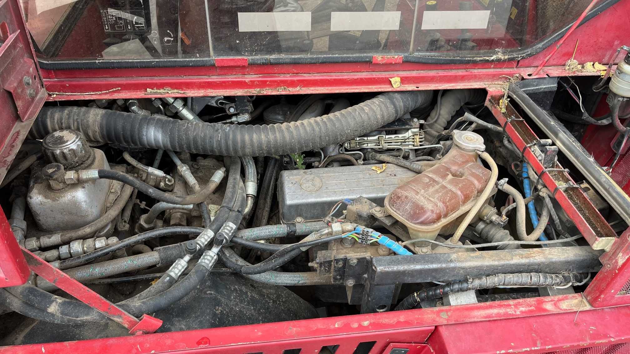 Traktor rolniczy górski AEBI TT 90 napęd 4x4 zaczep z przodu