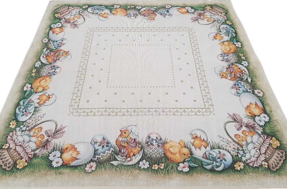 Obrus Wielkanocny beżowy w pisklaki kurczaczki 100x100 cm L32 Pollito