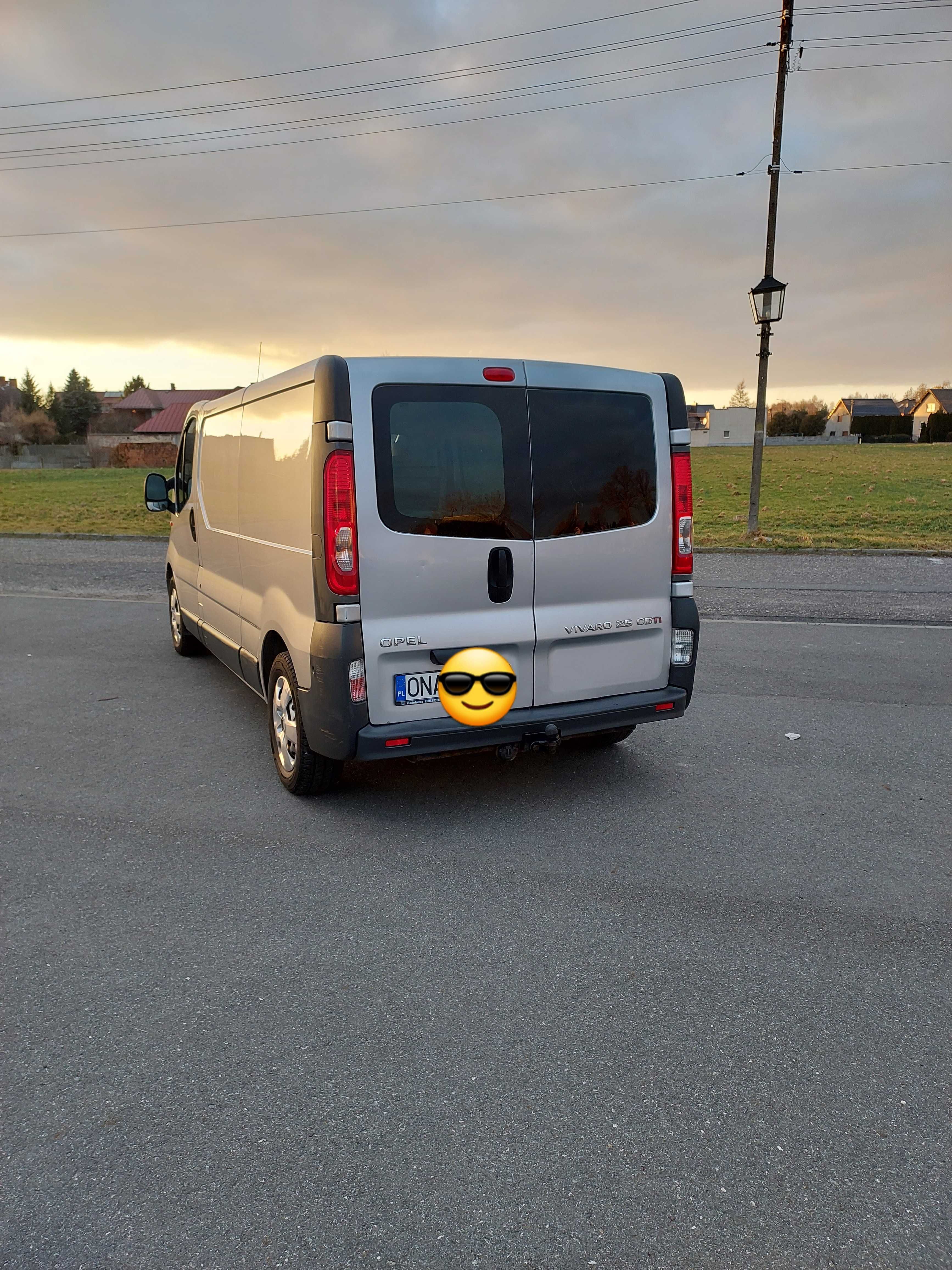 Opel Vivaro 2.5 CDTI