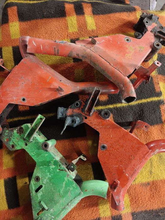 Rama Romet Komar kadet pegaz element ramy