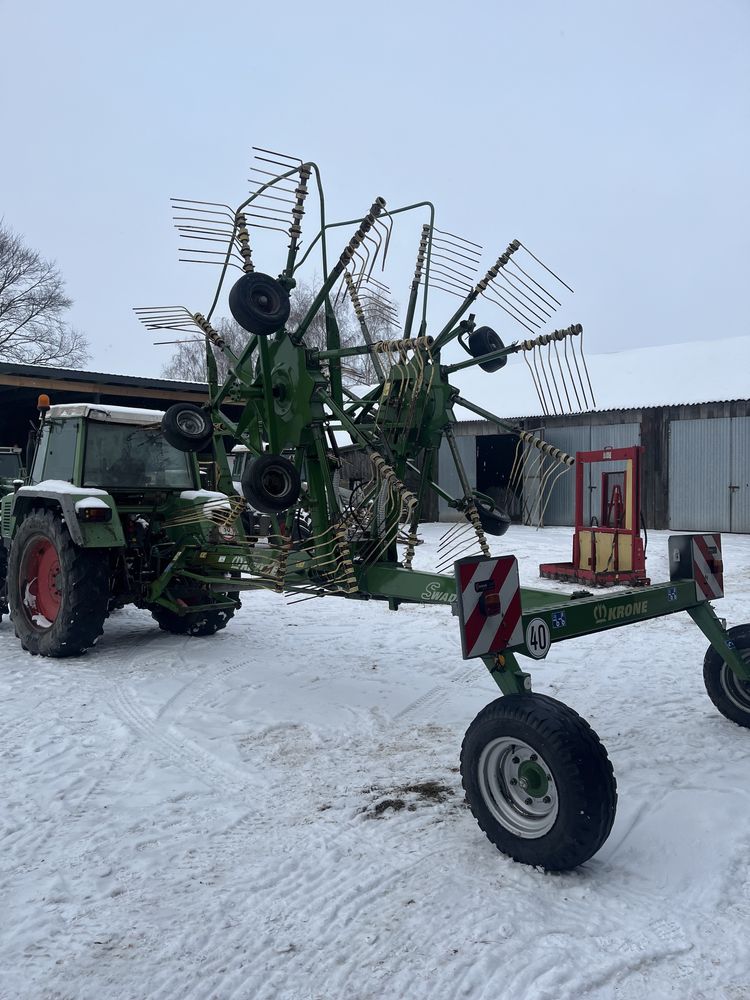 Zgrabiarka  podwojna , dwukaruzelowa dwugwiazdowa krone swadro 651