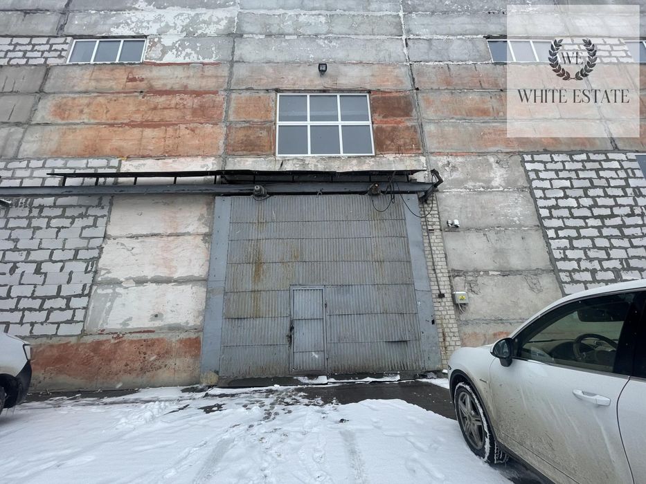 Склад з промисловою підлогою