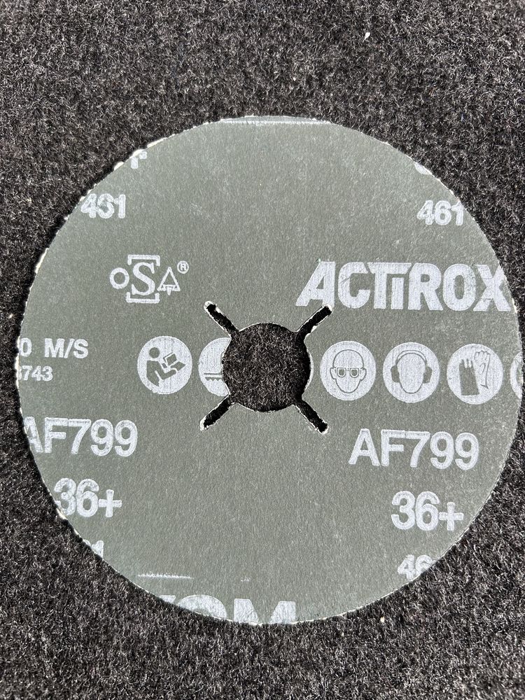 Фібровий круг VSM AF799 125 36+, фибра , шліфувальний , зачисний диск.