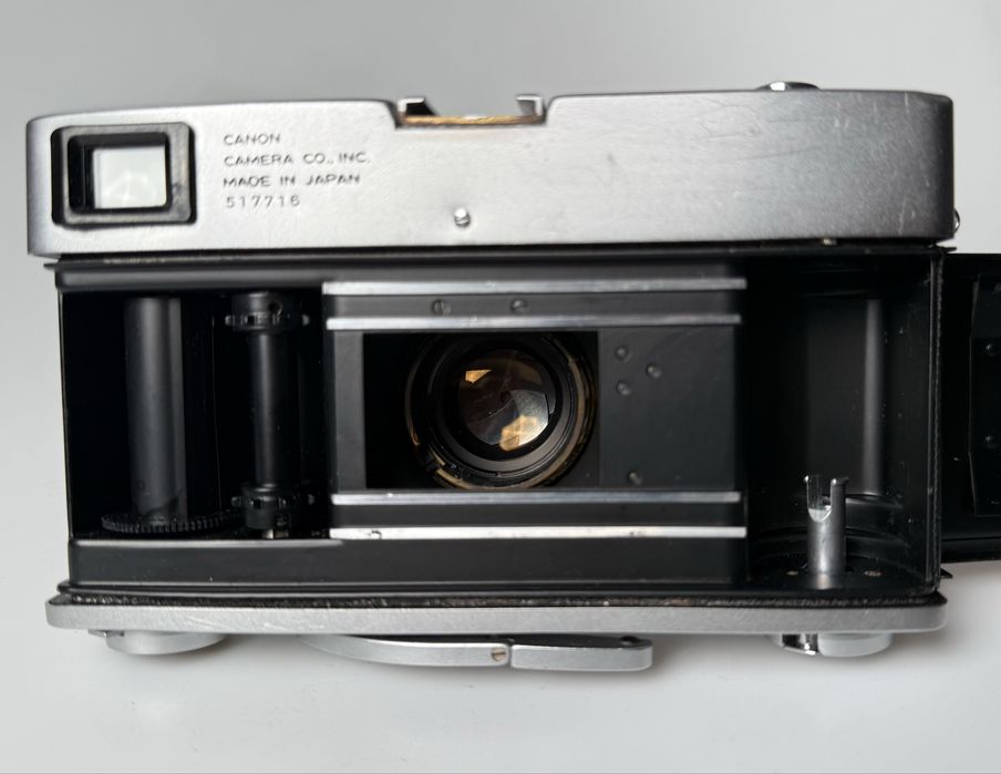 Плівкова камера Bell&Howell/Canon Canonet 19