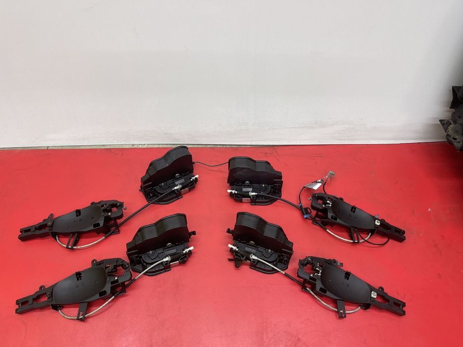 Замок двери дверей BMW X5 E70 ручка ляды БМВ Х5 Е70 крышки багажника