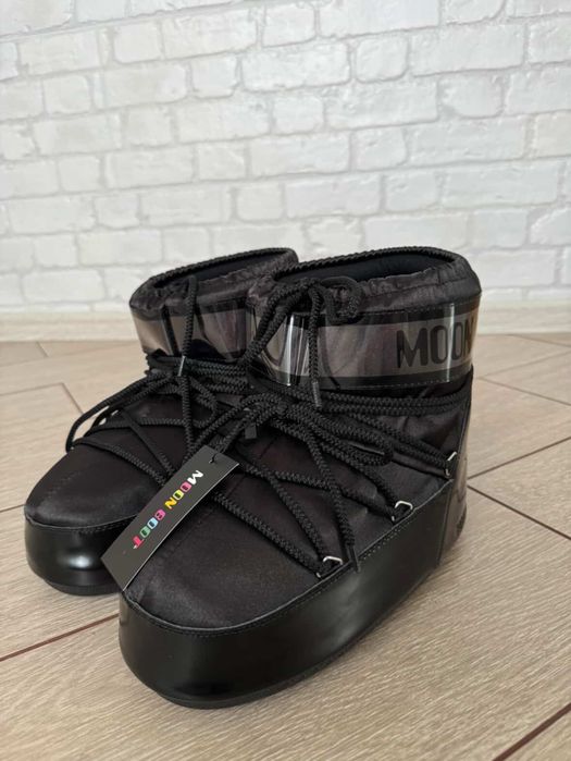 Зимові Чоботи Moon Boot (нові)