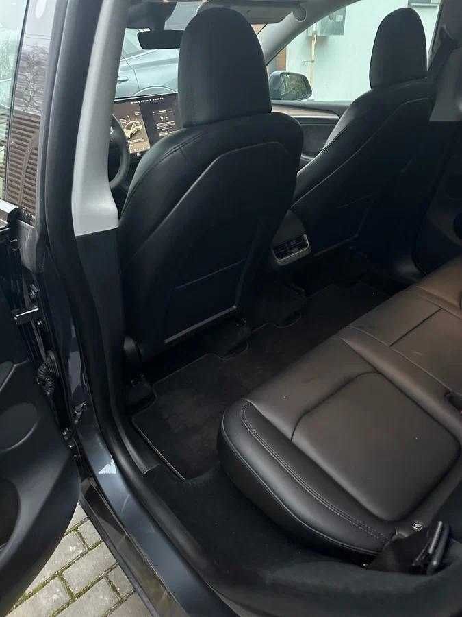 Tesla Model Y Performance, 2023
