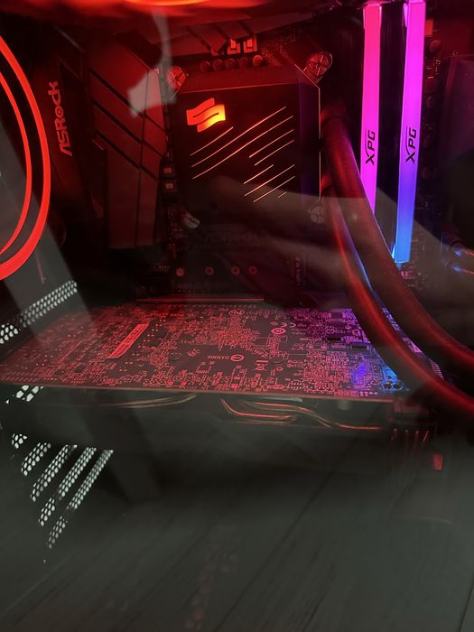 Komputer głównie gamingowy, m.in. i5-9600K, Gigabyte Radeon RX 590