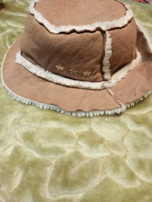 Kapelusz kożuszek wełna futerko 6-10 lat