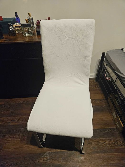 Pokrowce na krzesła miękkie welurowe białe 4 sztuki komplet