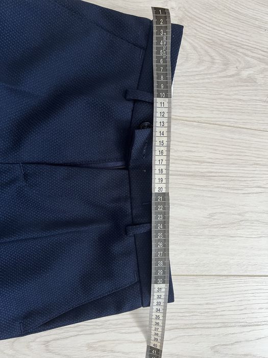 Брючний костюм темного синього кольору