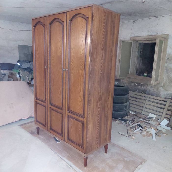 Продам шафу! дубовий фасад!!!