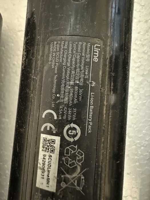 Батарея з 30 шт Panasonic та Lg 18650 ( Під демонтаж)