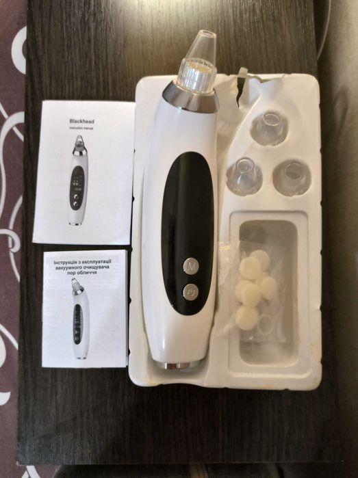 Вакуумний очищувач пор для обличчя Black Head D001-L01