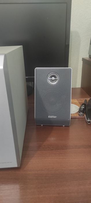 Акустическая система "EDIFIER"