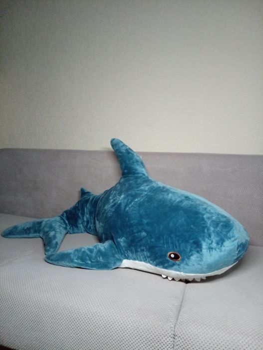 Акула м'яка іграшка 140см