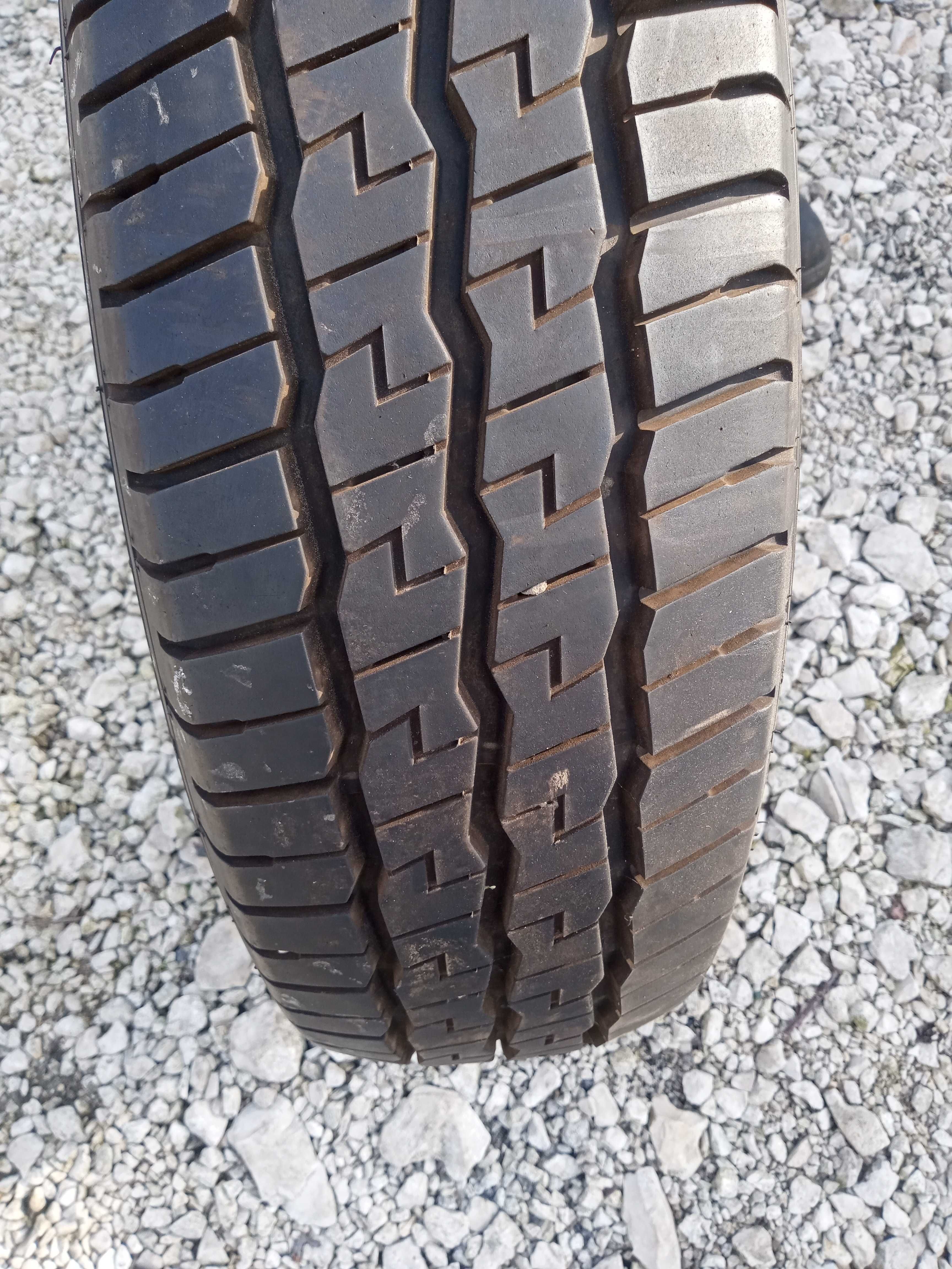 Opona Transporter Roadking  205/75R16C