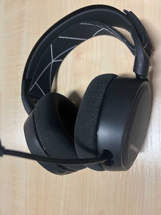 Słuchawki Steelseries Arctis 9 Wreless jak nowe cały komplet fabryczny