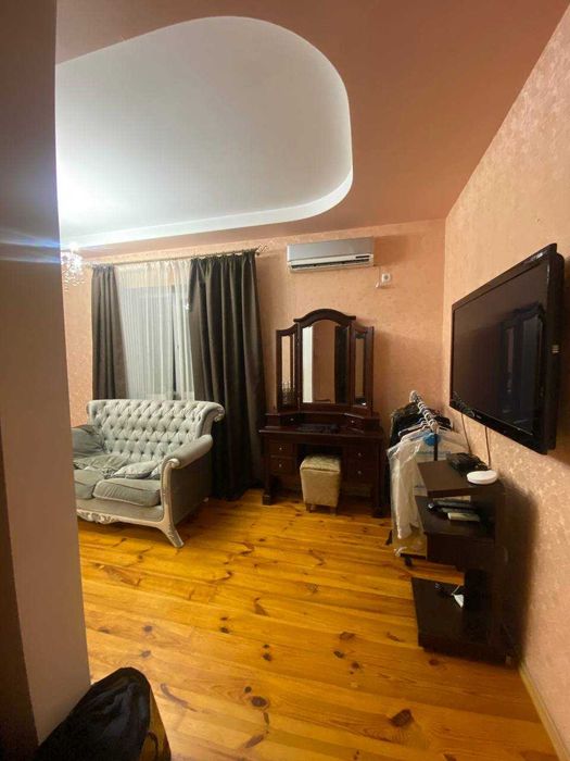 Двухуровневая квартира на Екатерининской.