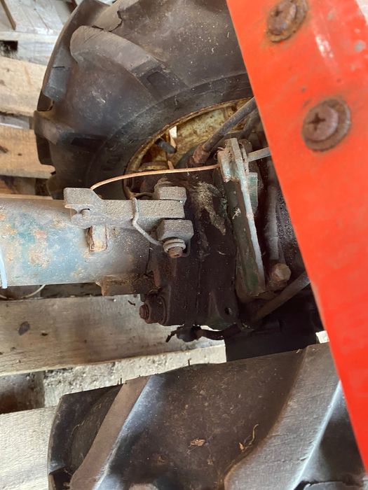 Zamiatarka spalinowa