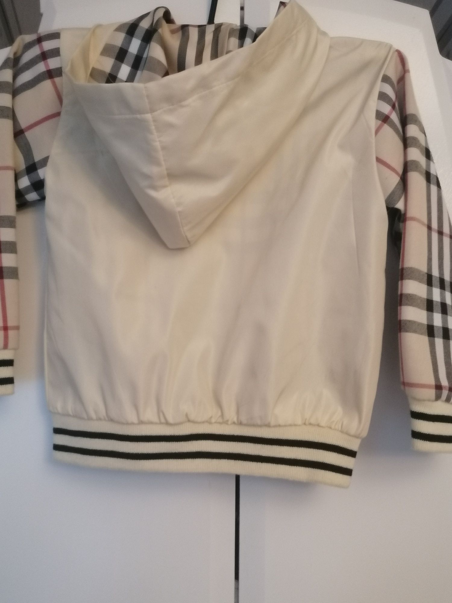 Karteczka wiosenno/jesienna Burberry rozm.98