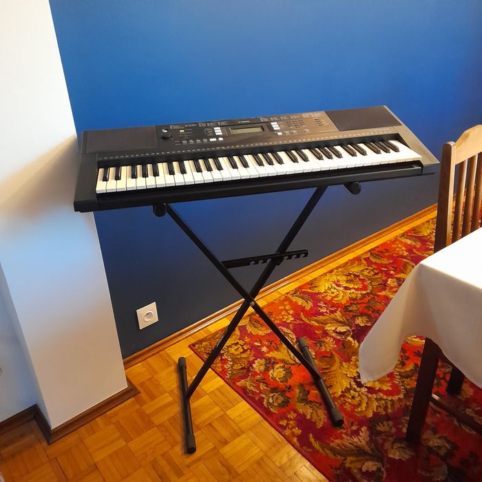 Keyboard Yamaha psr e343 ze stojakiem- gratis krzesełko.