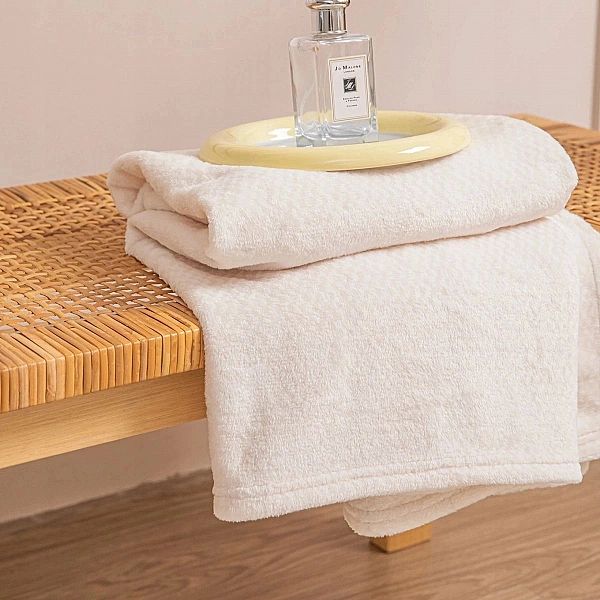 Koc Mikrofibra Pluszowy Drobna Kratka Pled Willy 70x150 Kremowy