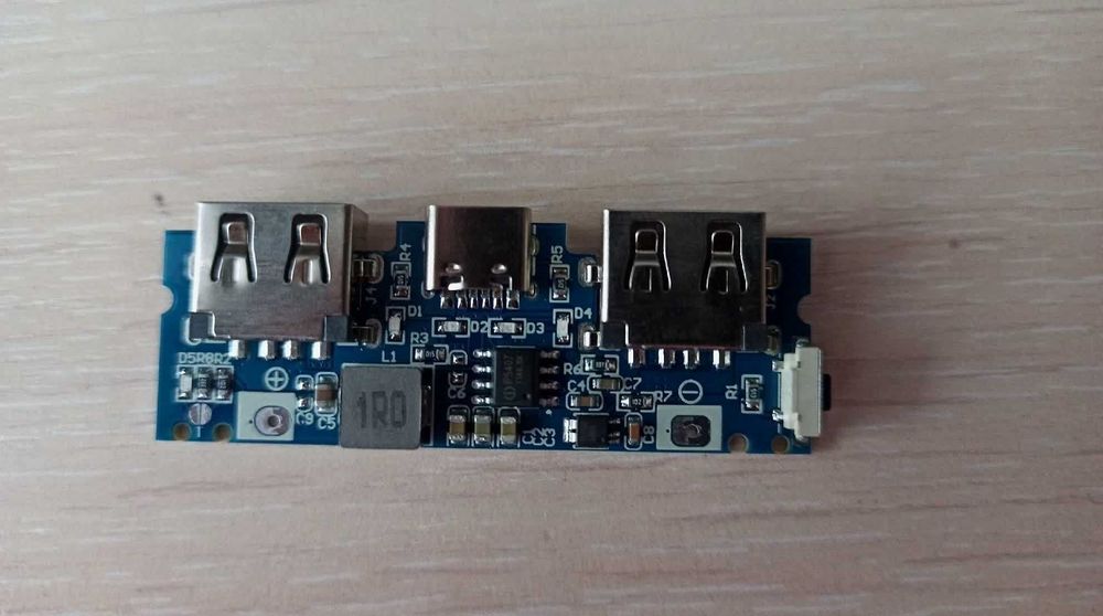 Плата создайте свой мощный PowerBank 18650 Micro USB Type-C 5V / 2.4A