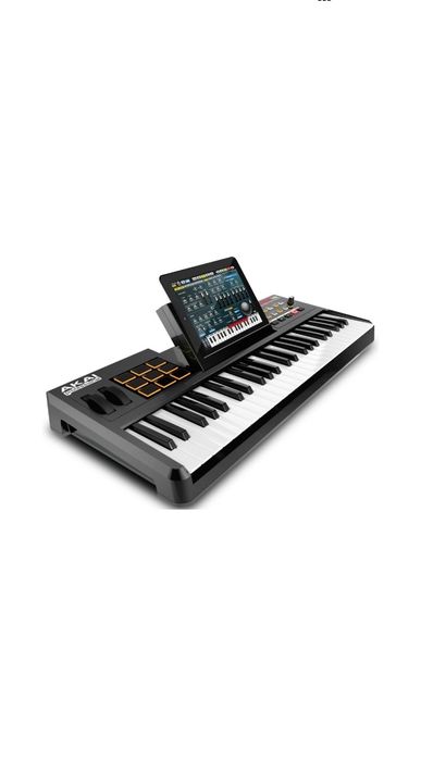Клавіатура Akai і iPad з midi usb піаніно synth station professional