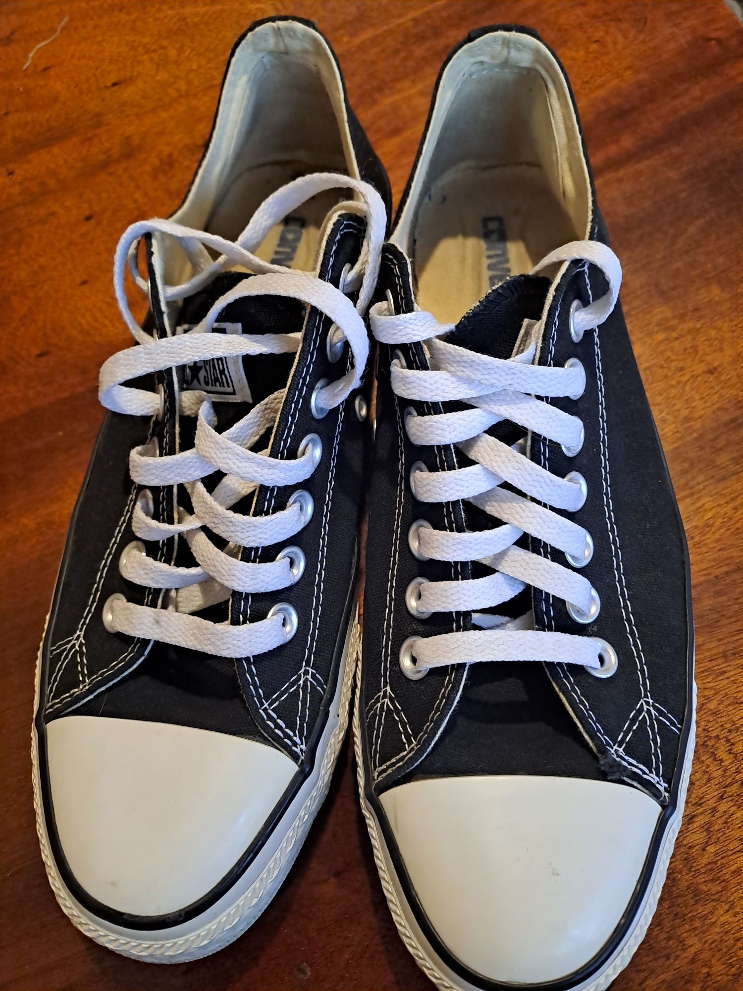 Оригінальні кеди Converse, EUR 42 розмір
