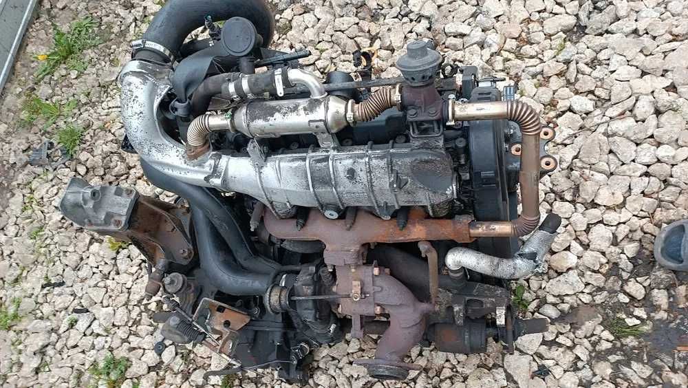 двигун ford tranzit TDCI 2.2 HDI Peugeot Boxer p8fa 4HF