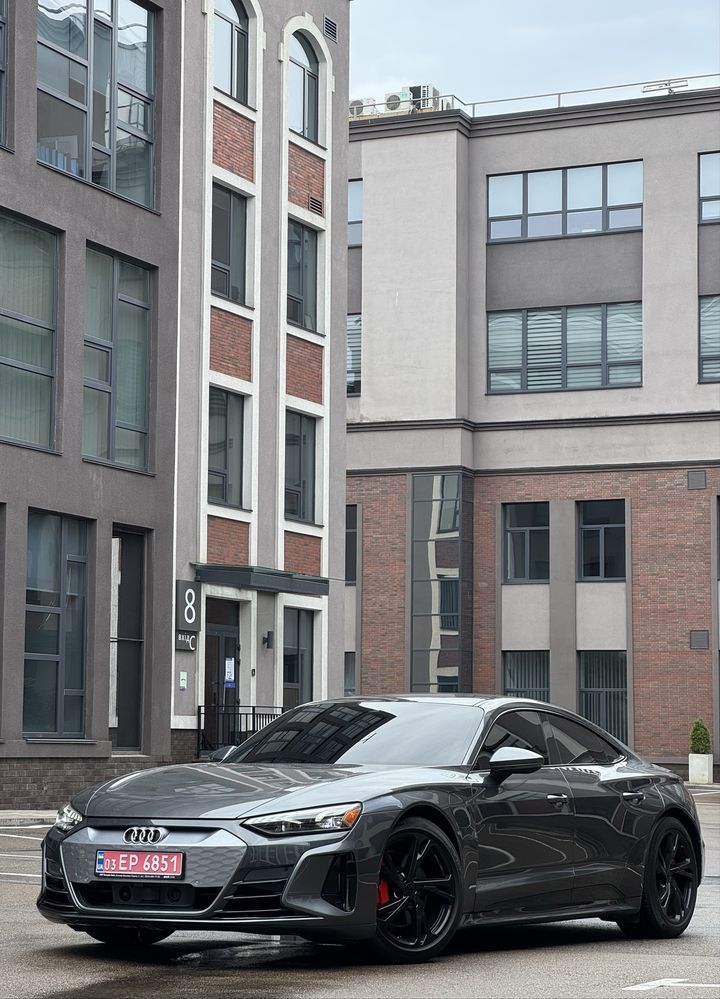 Продам Audi E-Tron Gt 2022
