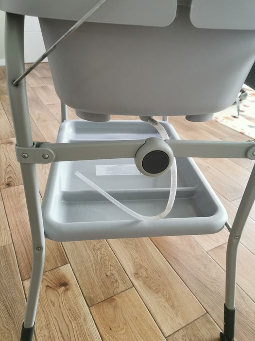 Столик для сповивання з ванночкою Chicco Cuddle & Bubble