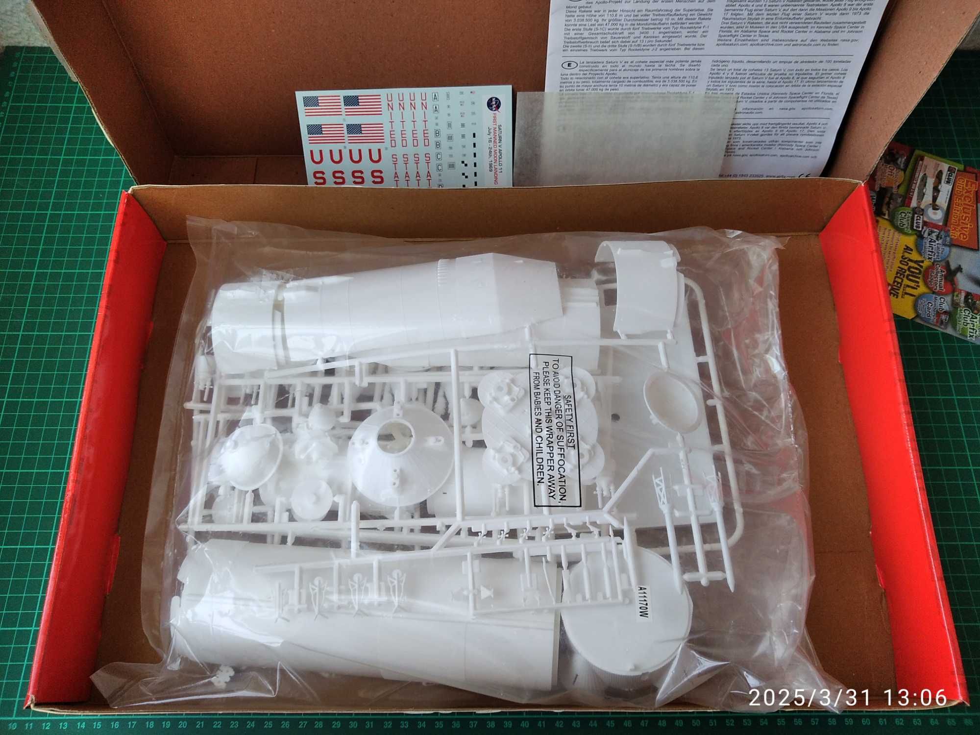 Airfix Apollo Saturn V "40th Anniversary 1969 to 2009" 1/144