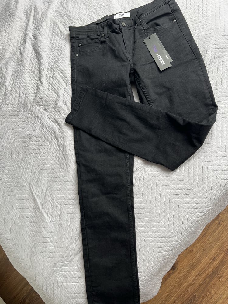 Nowe skinny 32/32