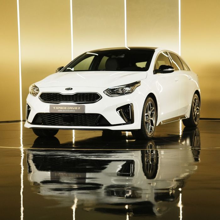 Kia ProCeed 1.6 CRDi GT Line+SRF 7DCT