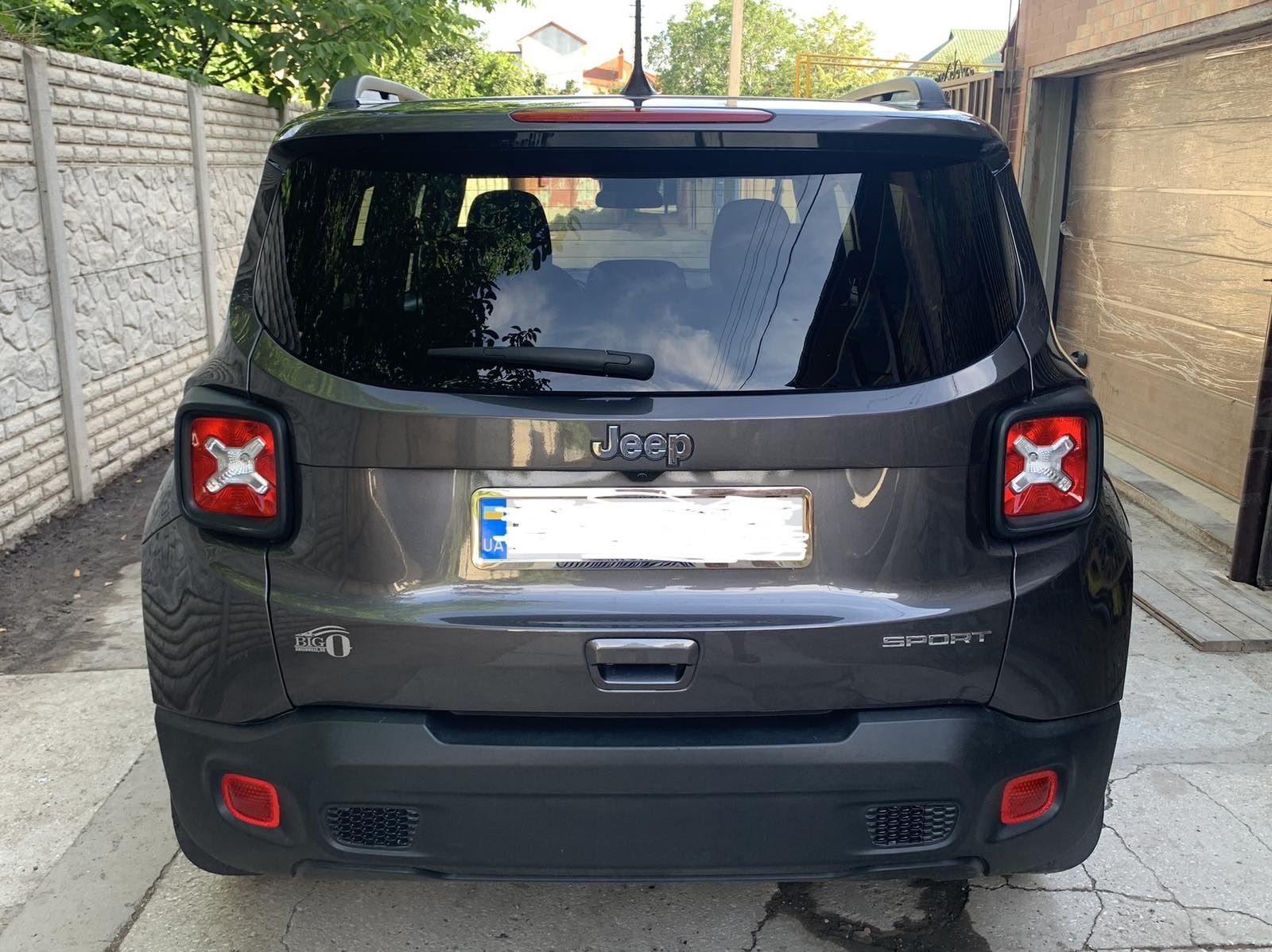 Продаю Jeep renegade.