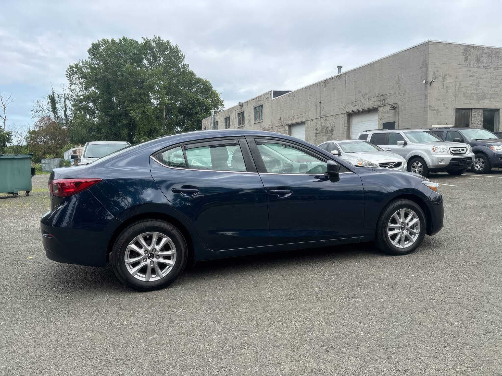 2017 Mazda MAZDA3