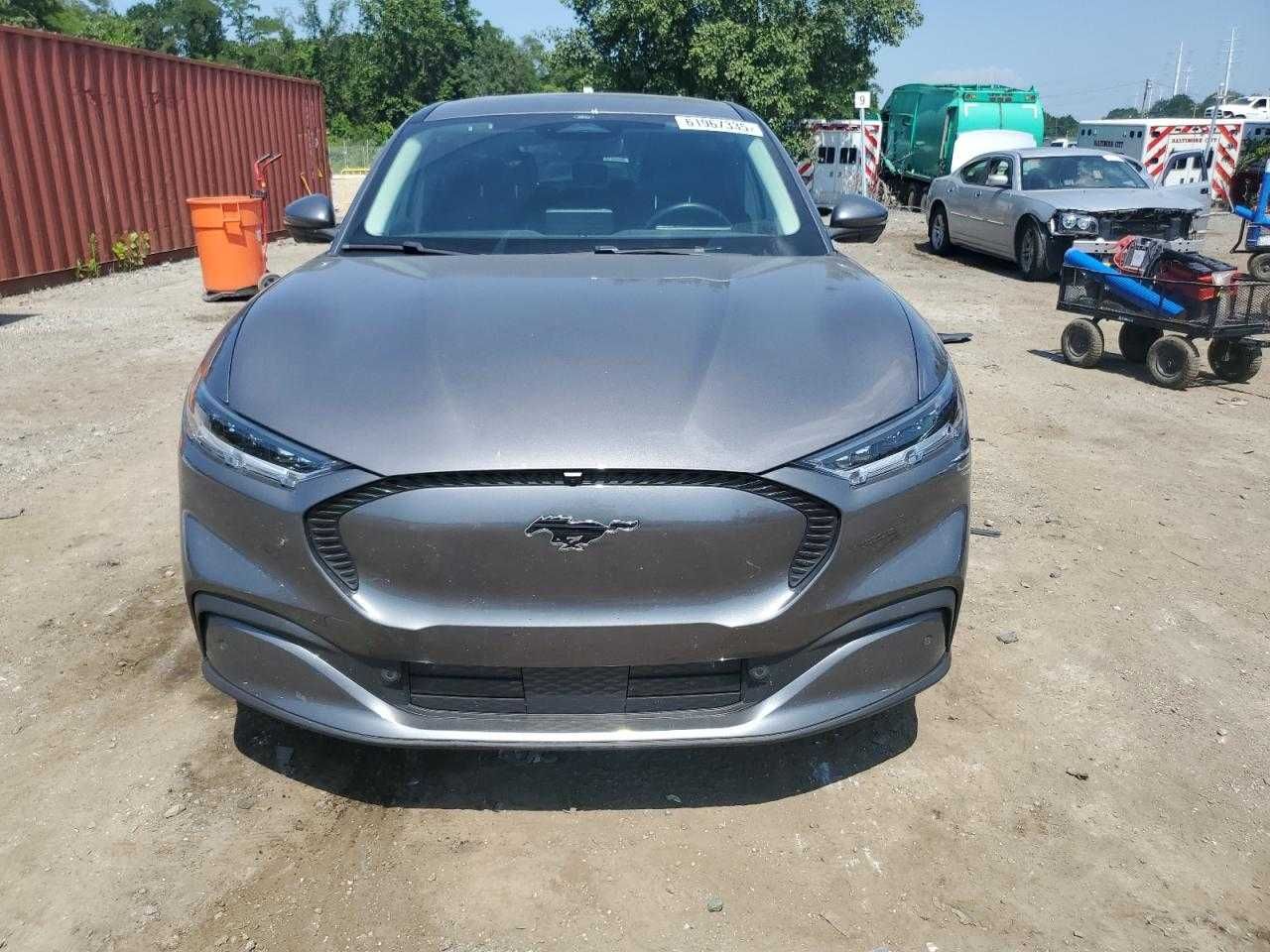 Автомобіль 2021 Ford Mustang Mach-E Select