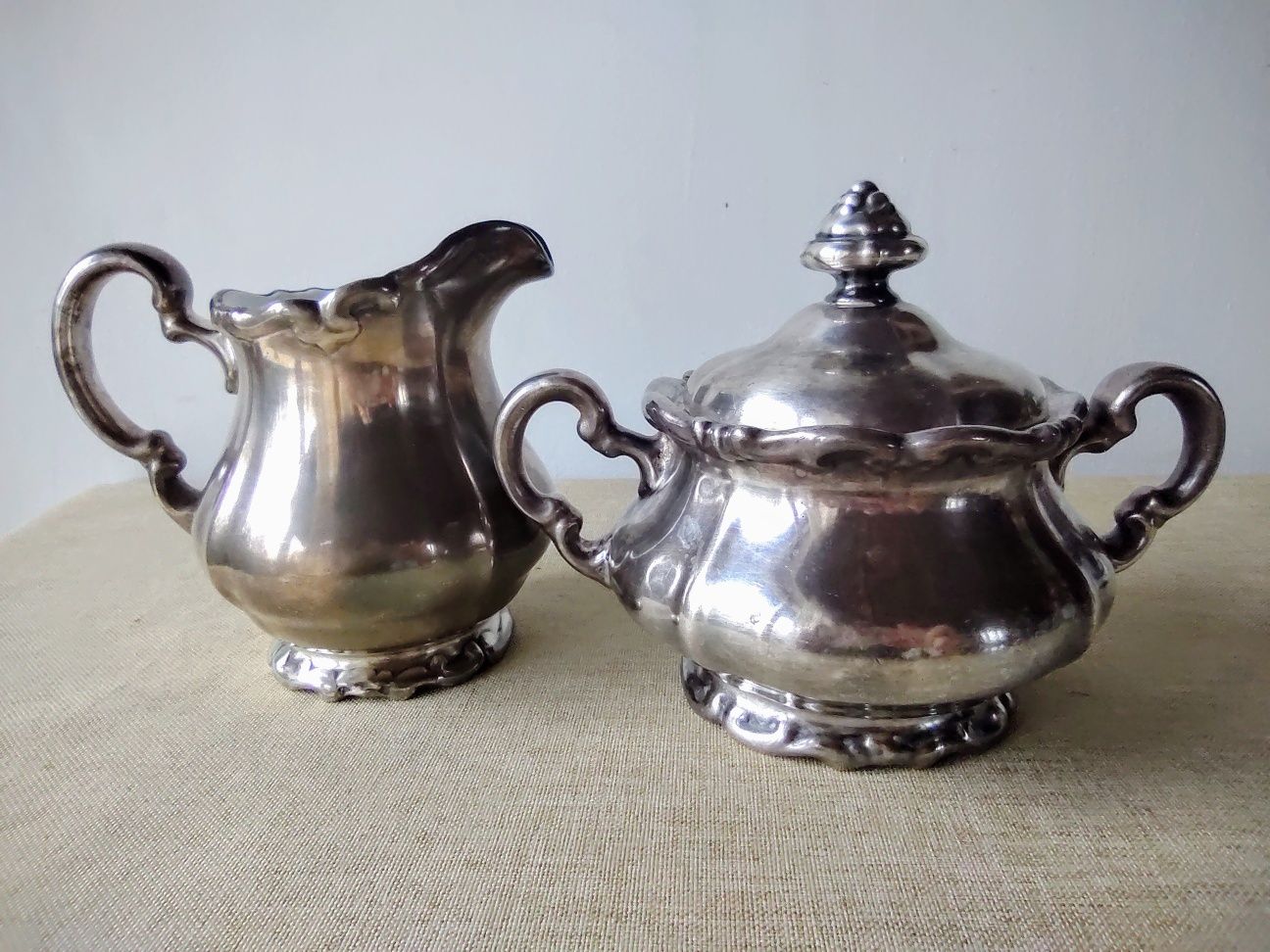 Zestaw porcelana w srebrze WMF Niemcy dzbanek cukiernica mlecznik