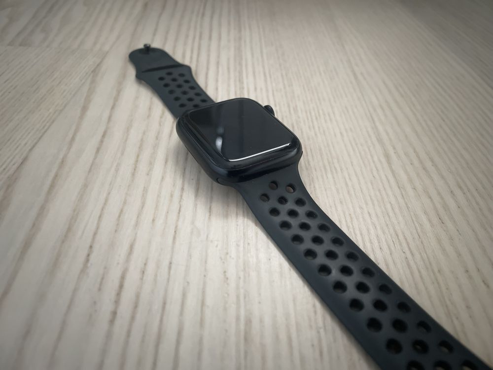 Apple Watch 7 Nike 45/Midnight Aluminum/Black Sport GPS