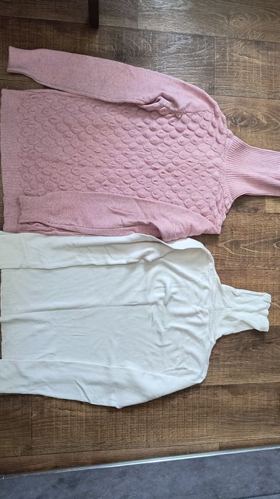 Дві водолазки,гольфи .42-44 р.