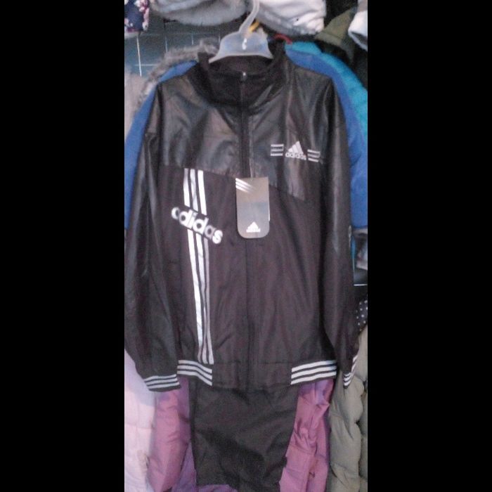 Спортивные костюмы