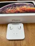 Нові навушники iPhone EarPods