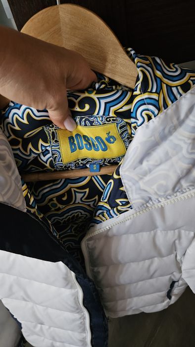 Куртка жіноча спортивна